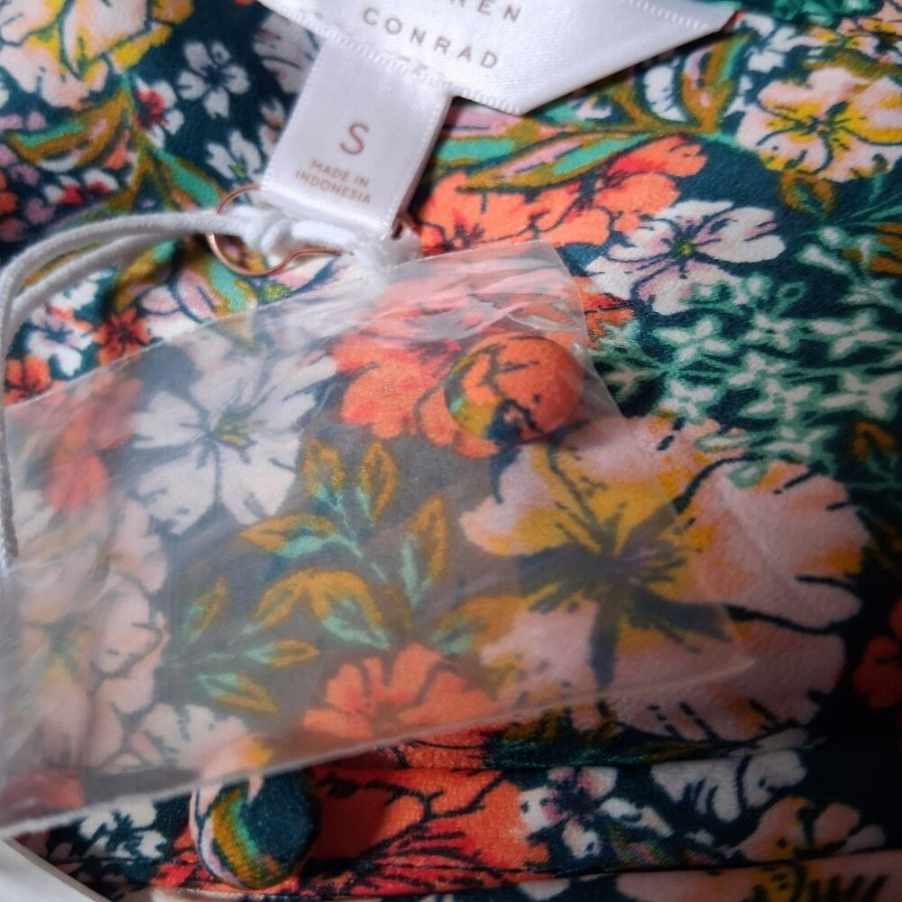 Lauren Conrad Blouse Small Green Peach Floral Button Front Ruffle Country Flower - Picture 8 of 16